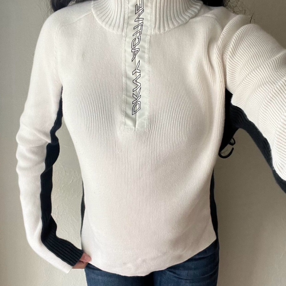 DKNY Ribbed Cream and Black Quarter Zip Up Activewear Jacket